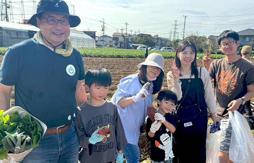 お客様交流イベントいも掘り 昨年度の様子